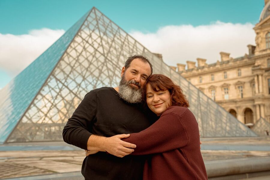 Paris: Eiffel Tower & Louvre Private Photoshoot - Practical limits and possible drawbacks