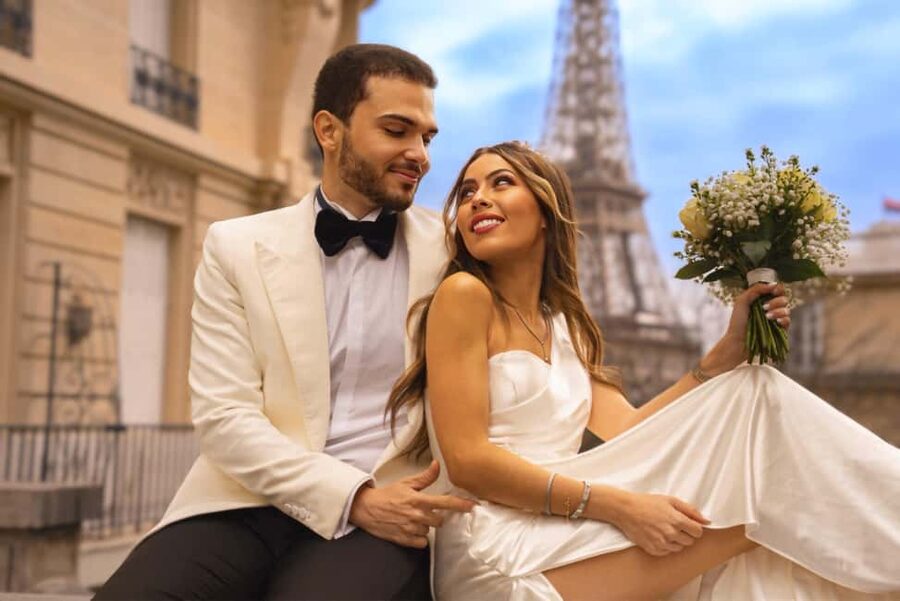 Paris: Eiffel Tower & Louvre Private Photoshoot - Meeting at Trocadéro without wasting time