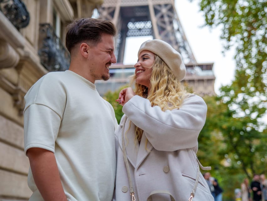 Paris: Eiffel Tower Photoshoot with a Professional - Weather, clothing, and practical preparation