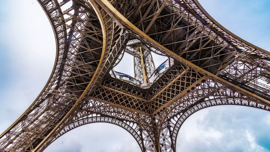 Paris: Eiffel Tower Stairs Climb to Level 2 & Summit Option - What the summit option adds