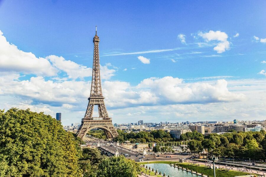 Paris: Eiffel Tower Summit or Second Floor Access - Summit access: worth it for the highest view
