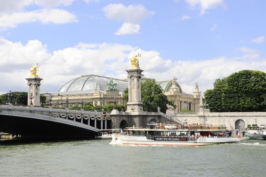Paris: Eiffel Tower Tour & Seine River Cruise Tour - Adding the summit at about 905 feet