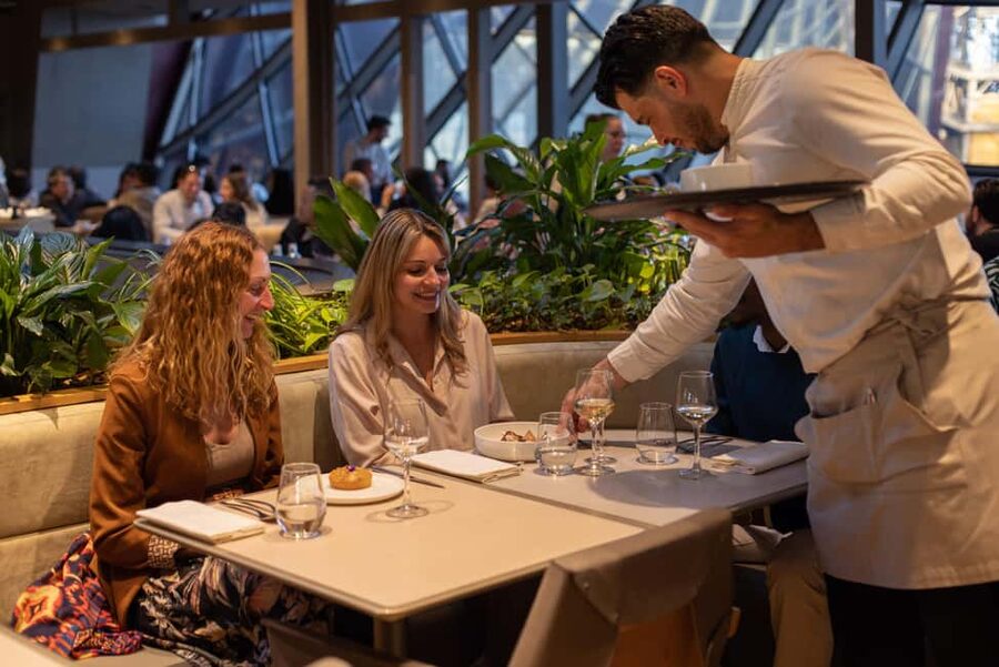 Paris: Elegant Dinner with Drinks in the Eiffel Tower - Reaching Madame Brasserie without losing your evening