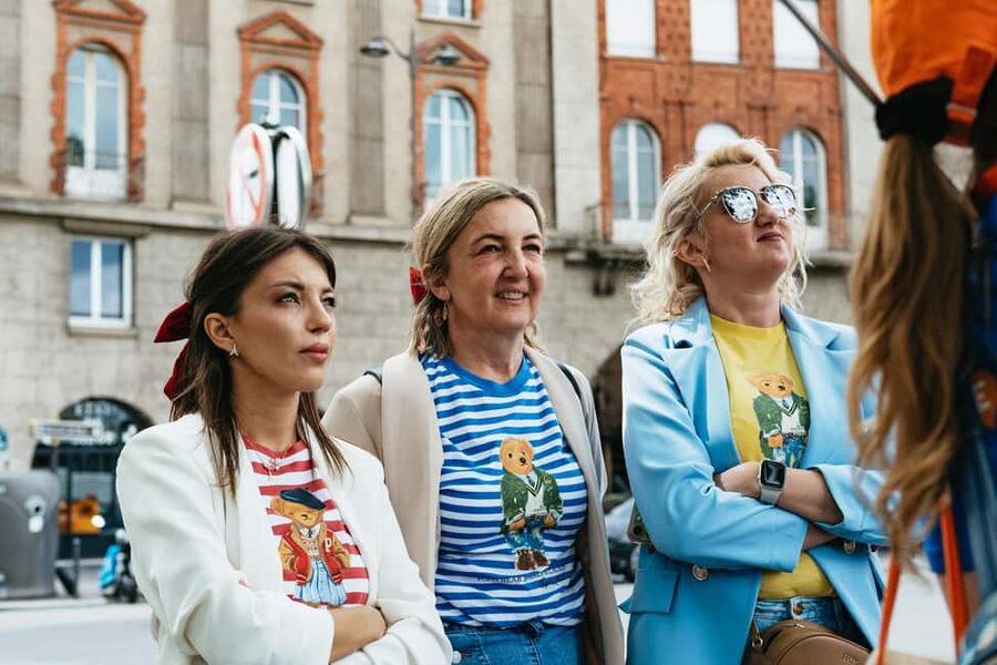 Paris: Emily TV Show Locations Guided Walking Tour - Finishing near Rue de Richelieu
