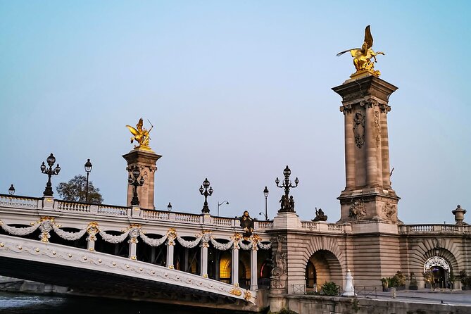 Paris en Scene 3 Course Seine River Dinner Cruise - Booking, cancellation, and practical value