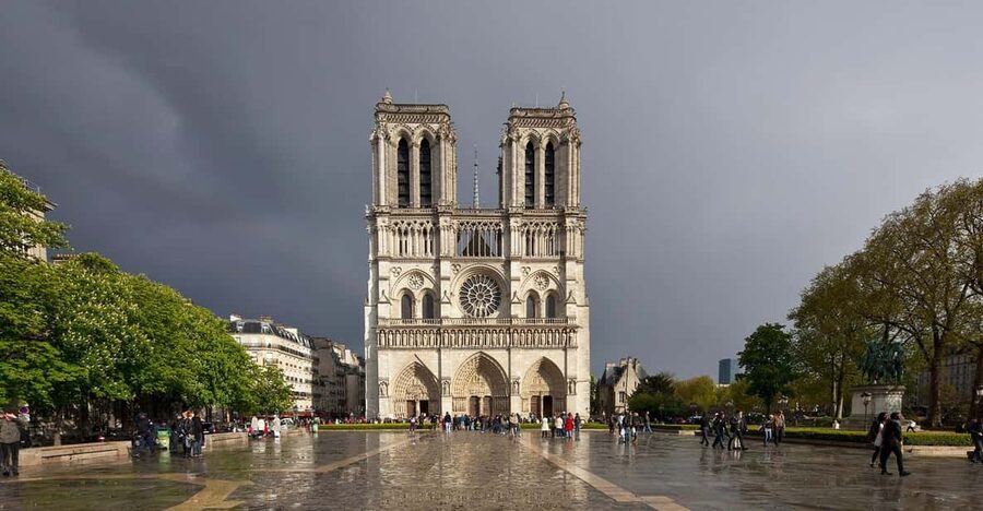 Paris: Eternal Notre-Dame VR Experience Ticket - How the Equipment Affects the Visit