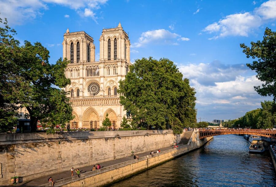 Paris: Eternal Notre-Dame VR Experience Ticket - How Much Is $36 Worth?