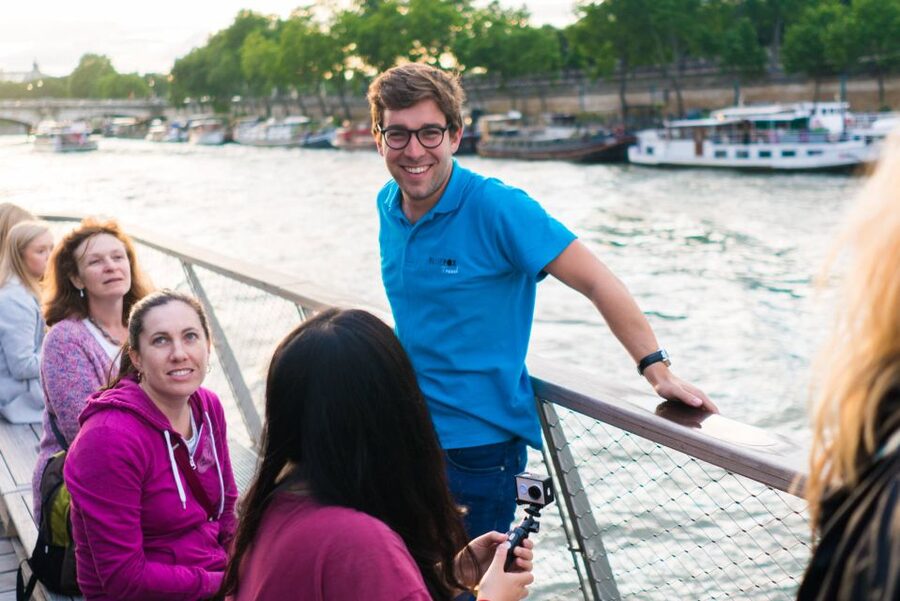 Paris: Evening Bike and Boat Tour - Pont Alexandre III and the riverbanks