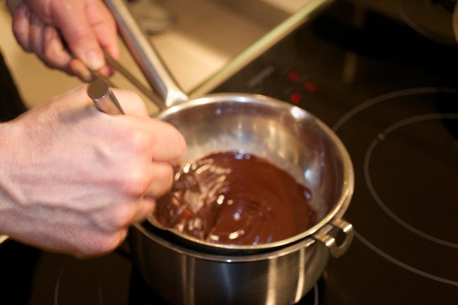 Paris Evening Cooking Class French Dinner and Market Visit Option - Who will enjoy this most?
