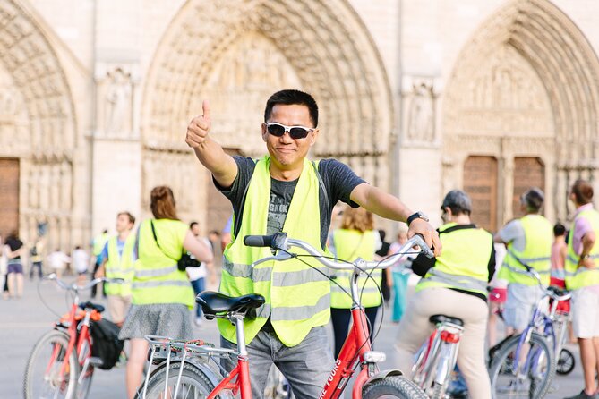 Paris Evening Snapshot Bike Tour - The Académie Française and the Seine-side route