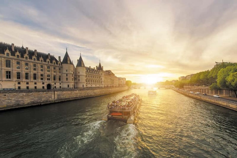 Paris: Explorer Pass with 3, 4, 5, 6, or 7 Attractions - Planning Three, Five, or Seven Choices