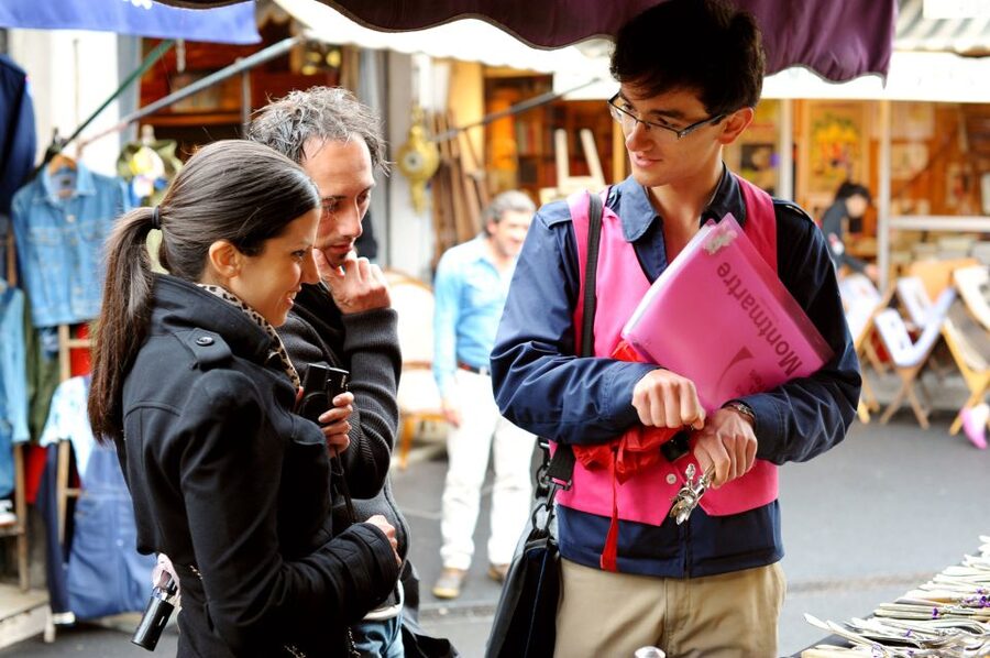 Paris: Flea Market Insider's Tour in Extra-Small Group - How the Bargaining Lesson Works