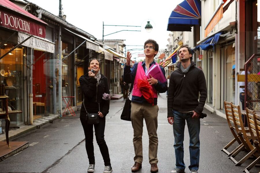 Paris: Flea Market Insider's Tour in Extra-Small Group - Learning to Spot Quality and Avoid Knockoffs