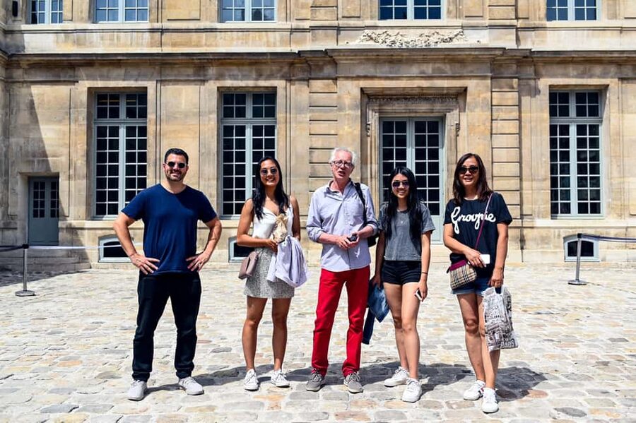 Paris: Food Tour in Le Marais with Tastings - How much food do you actually get?