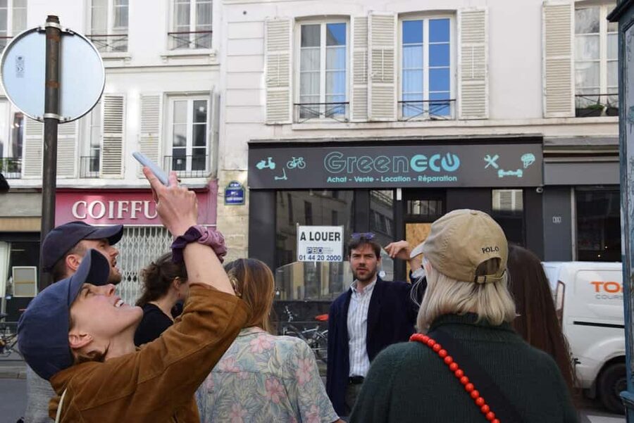 Paris: French Revolution Tour Relive the 14th July 1789 - Languages, timing, and practical points