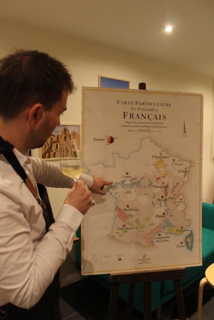 Paris: French Wine and Cheese Guided Tasting - Small details that improve the experience