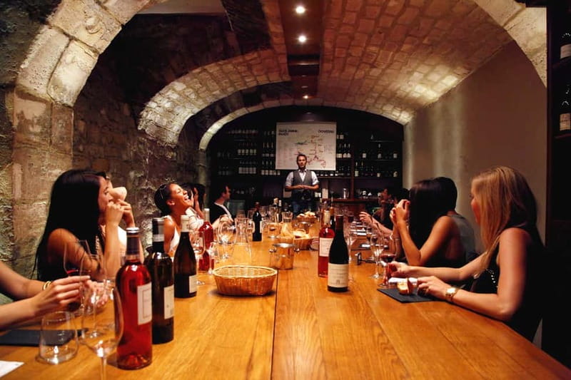 Paris: French Wine Tasting Class with Sommelier - What happens from 5 to 7 p.m.