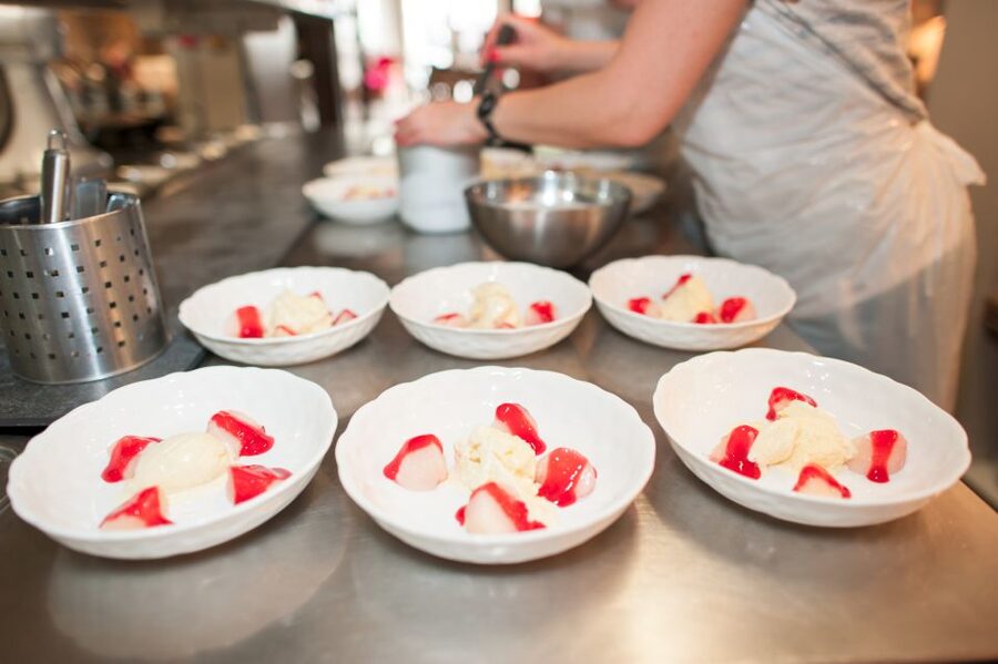 Paris: Full-Day Cooking Class with 3-Course Lunch - Starting in the Latin Quarter with a market-minded chef