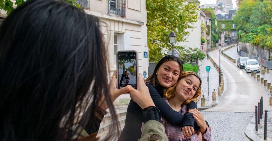Paris: Full-Day Custom Tour with Local Guide - Notre Dame, Hôtel de Ville, and Le Marais