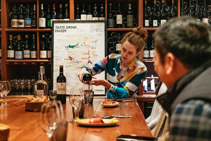 Paris: Gourmet Food Tour with Over 10 Tastings and Wine - Why this Louvre-area food walk works