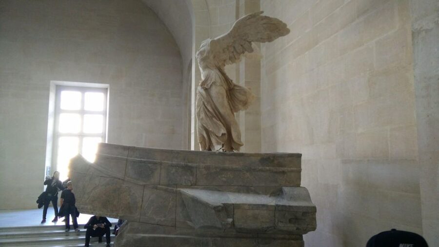 Paris: Guided Louvre Museum Tour with Optional Entry Ticket - Key points at a glance