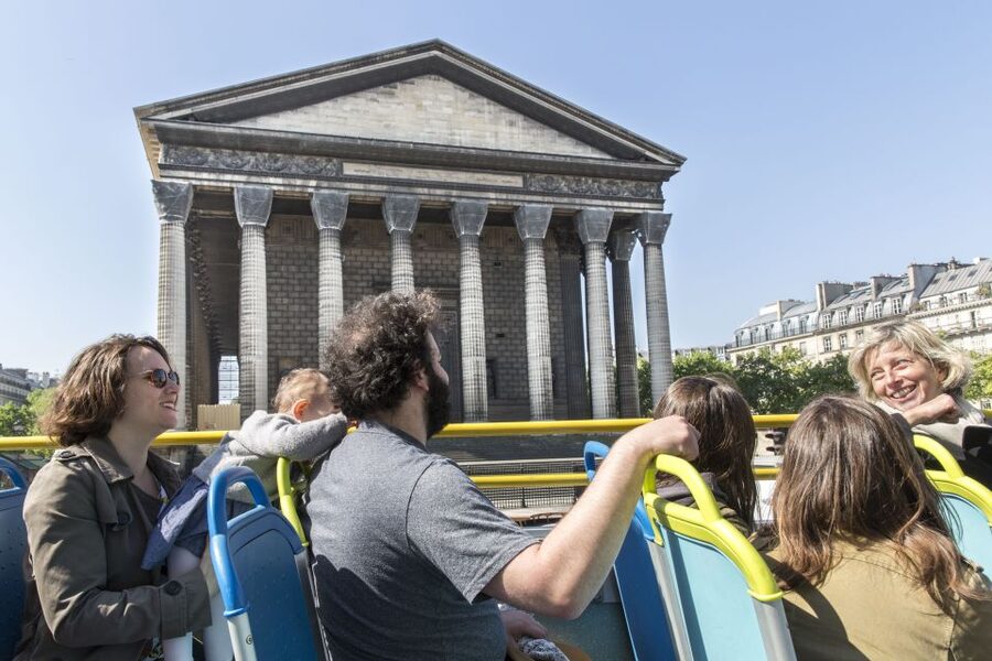 Paris: Hop-on Hop-off Bus Tour & Seine Cruise Bundle Tour - Who gets the best value