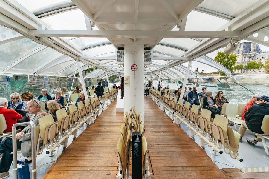 Paris: Hop-On Hop-Off Seine Cruise Pass with 9 Stops - Is the 24-hour or 48-hour pass better value?