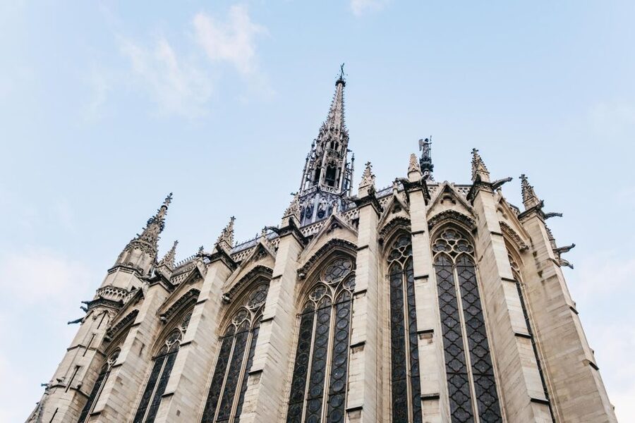 Paris: Ile de la Cité Walking Tour with Sainte-Chapelle - Why Ile de la Cité makes a smart first stop