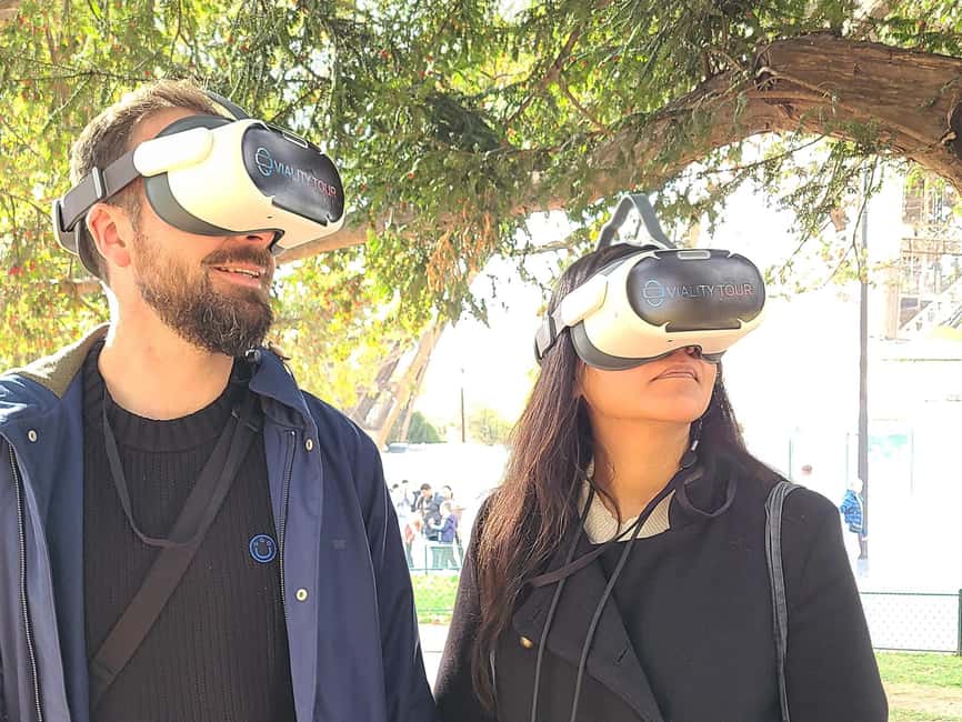 Paris : Immersive Eiffel Tower tour with virtual reality - Weather, age limits, and comfort