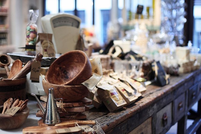 Paris Le Marais District Original Food and Wine Tasting Tour - Rue des Rosiers and the flavors of another Paris