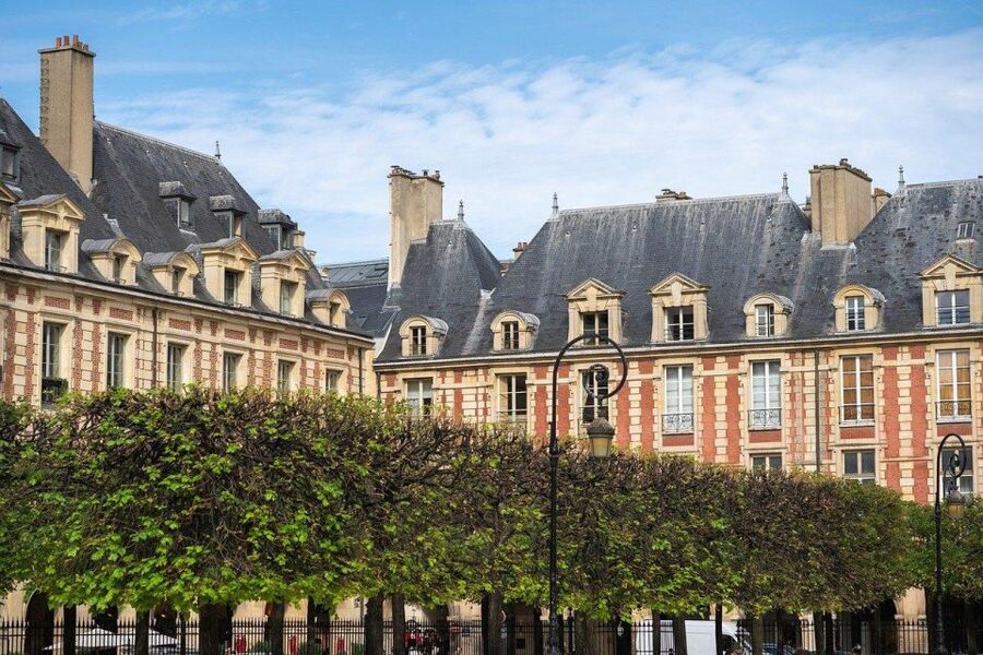 Paris: Le Marais Highlights Guided Small Group Walking Tour - Saint-Gervais Church and the route’s final stretch