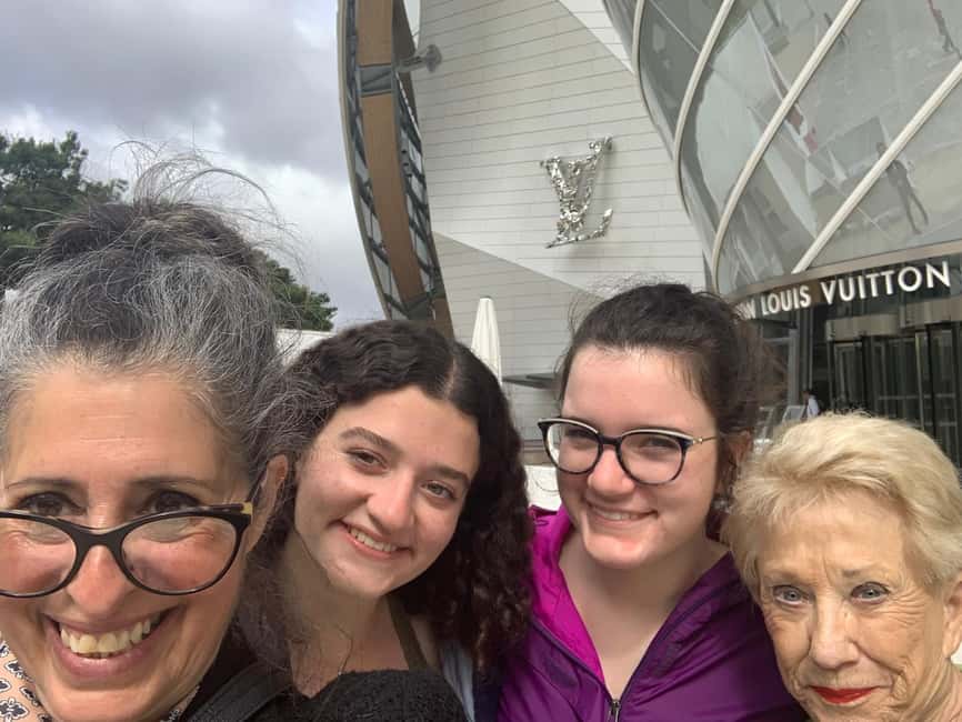 Paris: Louis Vuitton Foundation Exterior Tour with Entry - Key points to know before booking