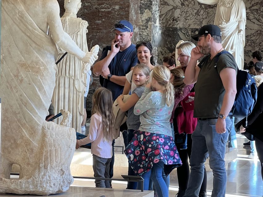 Paris Louvre: 2-Hour Private Tour for Groups or Families - Why two hours is the right Louvre dose