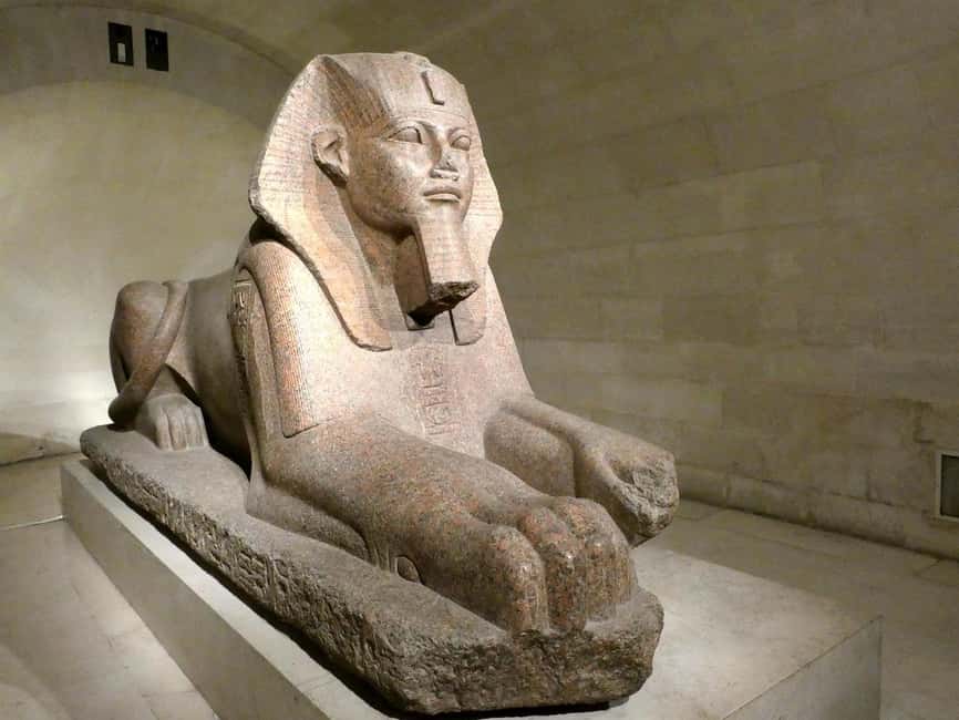 Paris: Louvre Guided Tour with Skip-the-Line Entry Tickets - Why a guided Louvre visit can help