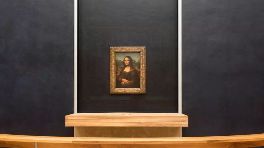Paris: Louvre Masterpieces Private Tour with Reserved Entry - Reserved entry and meeting at the Louvre