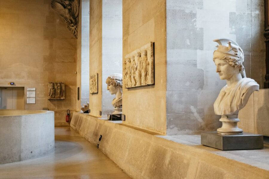 Paris: Louvre Museum Entry Ticket With Host and River Cruise - The cruise route, from Invalides to the Grand Palais