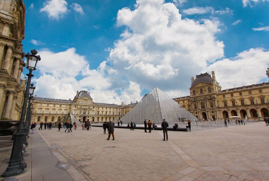 Paris: Louvre Museum Highlights and Mona Lisa Tour - Key points to know before booking