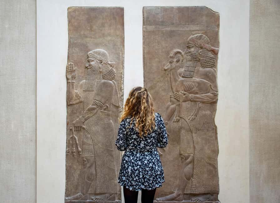 Paris: Louvre Museum Highlights Small-Group Guided Tour - Key points to know before you book
