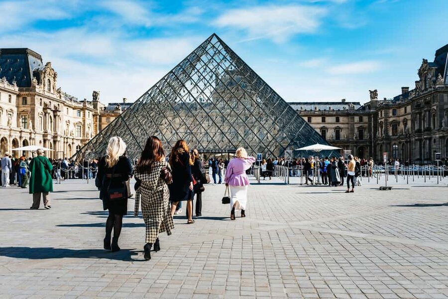 Paris: Louvre Museum Tour Mona Lisa & Iconic Masterpieces - Is $79 a fair price?
