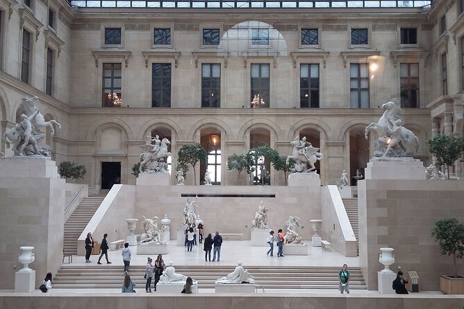 Paris: Louvre Museum Tour Mona Lisa & Iconic Masterpieces - Why a guided Louvre visit helps