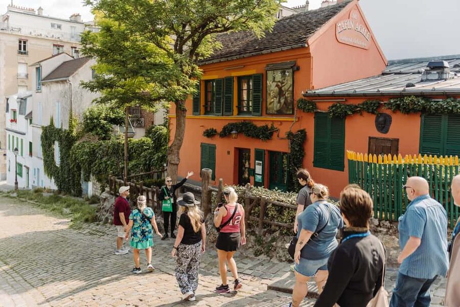 Paris: Louvre or Orsay, Eiffel Tower, City Walk & Cruise - Why this tour covers Paris so efficiently