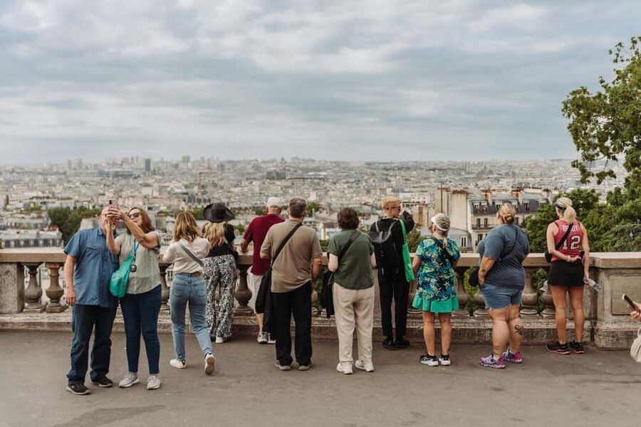Paris: Louvre or Orsay, Eiffel Tower, City Walk & Cruise - Starting at Anvers and climbing to Sacré-Cœur