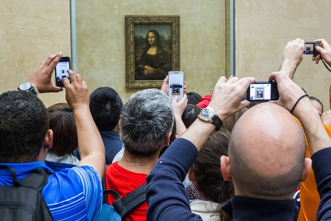 Paris Louvre Small Group Tour with Pre-Reserved Tickets - The guide makes the difference