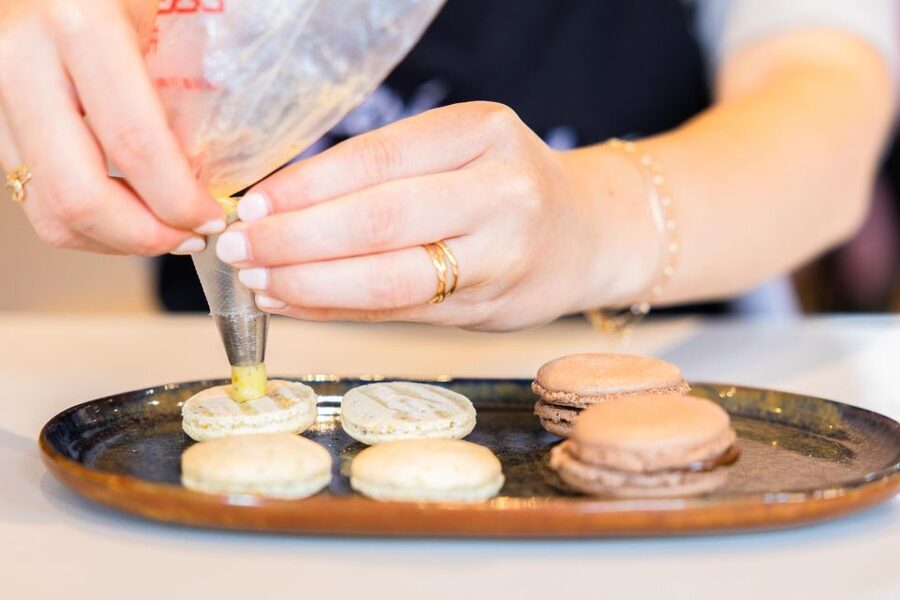 Paris: Macaron Class at Galeries Lafayette - A good choice for couples, friends, and families