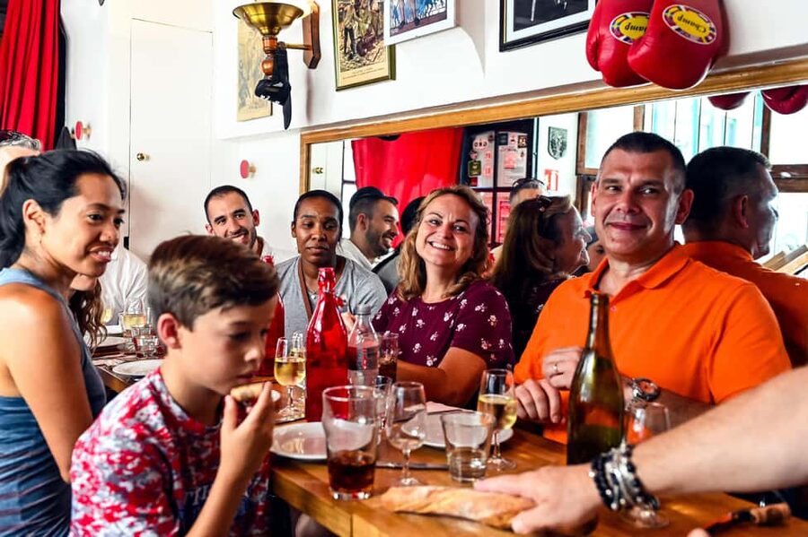 Paris: Montmartre Food Tasting Walking Tour with Secret Dish - Starting near Anvers or Abbesses