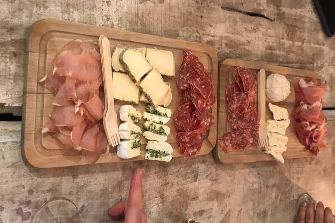 Paris Montmartre Food Tour - A Full French Meal by Do Eat Better - Finishing at Sacré-Cœur with warm crêpes