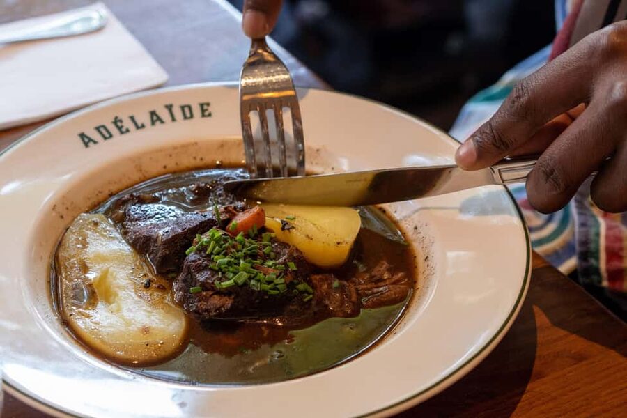 Paris: Montmartre Food Tour with Full Meal - Crêpes, macarons, chou, and the sweet side of Paris