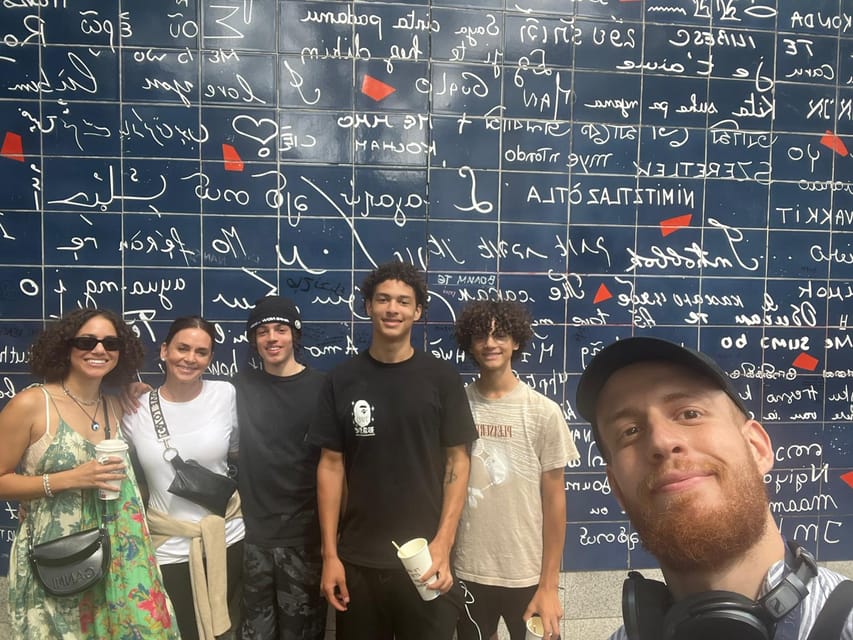 Paris: Montmartre Highlights Walking Tour with a Local Guide - Small group, family fit, and walking demands