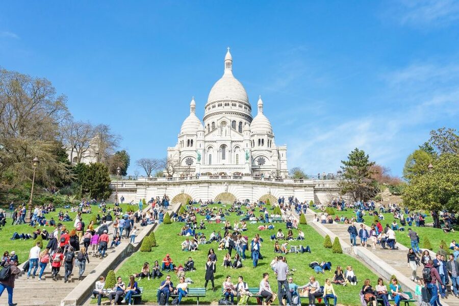 Paris: Montmartre Small Group Guided Walking Tour - Pace, weather, and practical limits