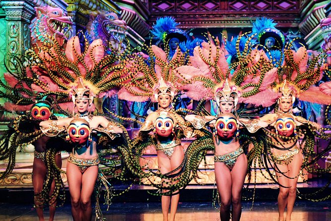 Paris Moulin Rouge Cabaret Show and Dinner - Getting there from Montmartre